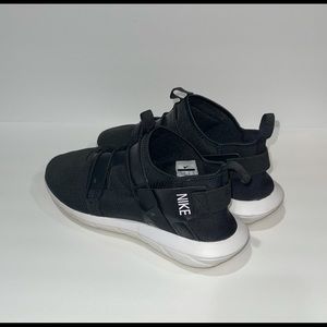 SOLD Nike Vortak Sneakers Mens size 12